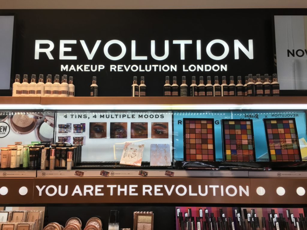 Revolution Make Up